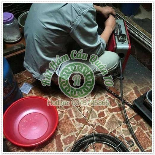 Nh&acirc;n vi&ecirc;n đến ngay sau khi gọi